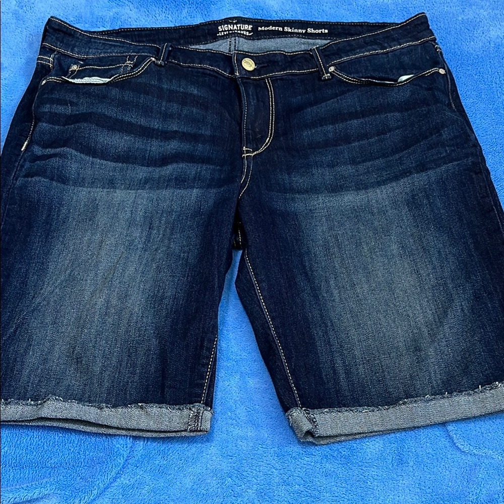 Levi’s Jean shorts